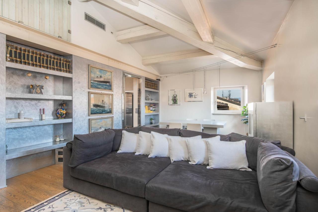 Stunning Top Floor Flat In The Heart Of Βερόνα Εξωτερικό φωτογραφία