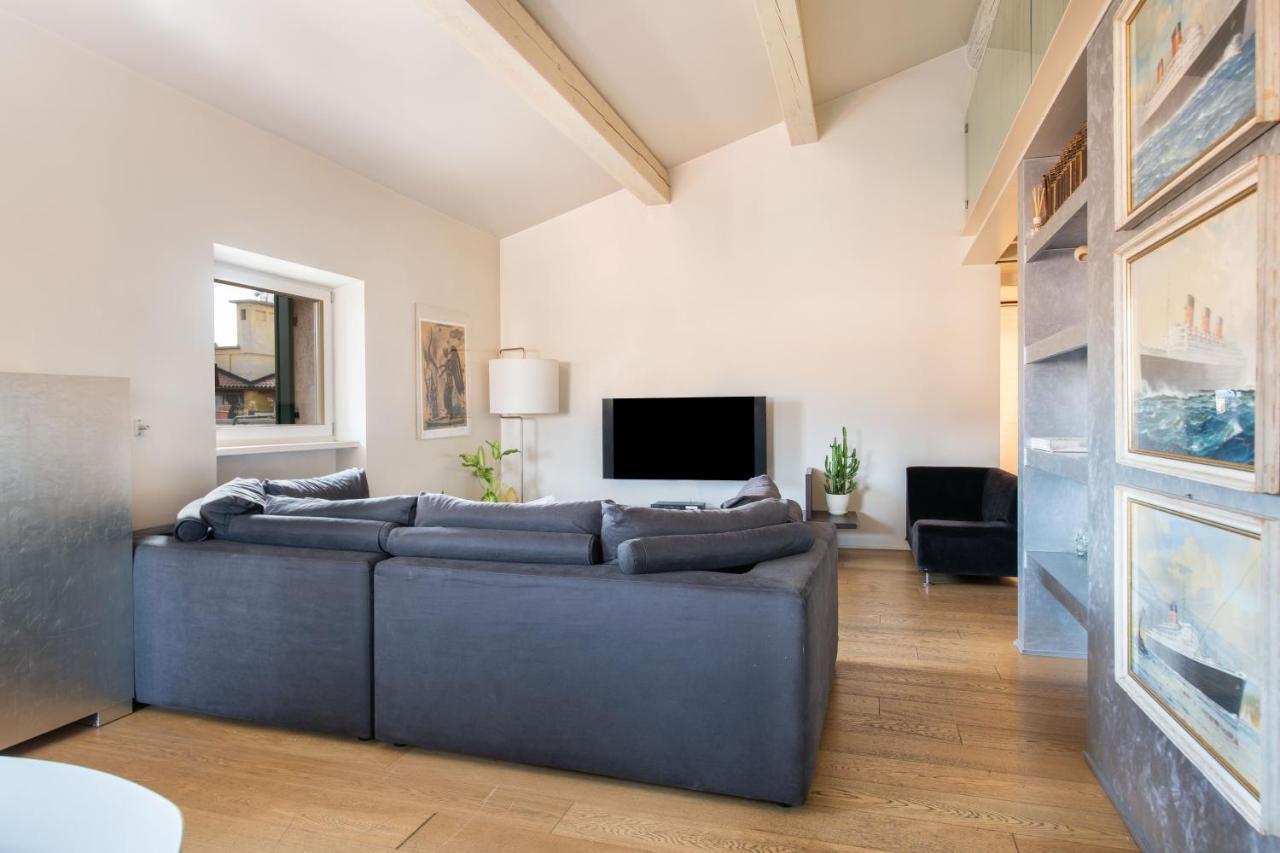 Stunning Top Floor Flat In The Heart Of Βερόνα Εξωτερικό φωτογραφία