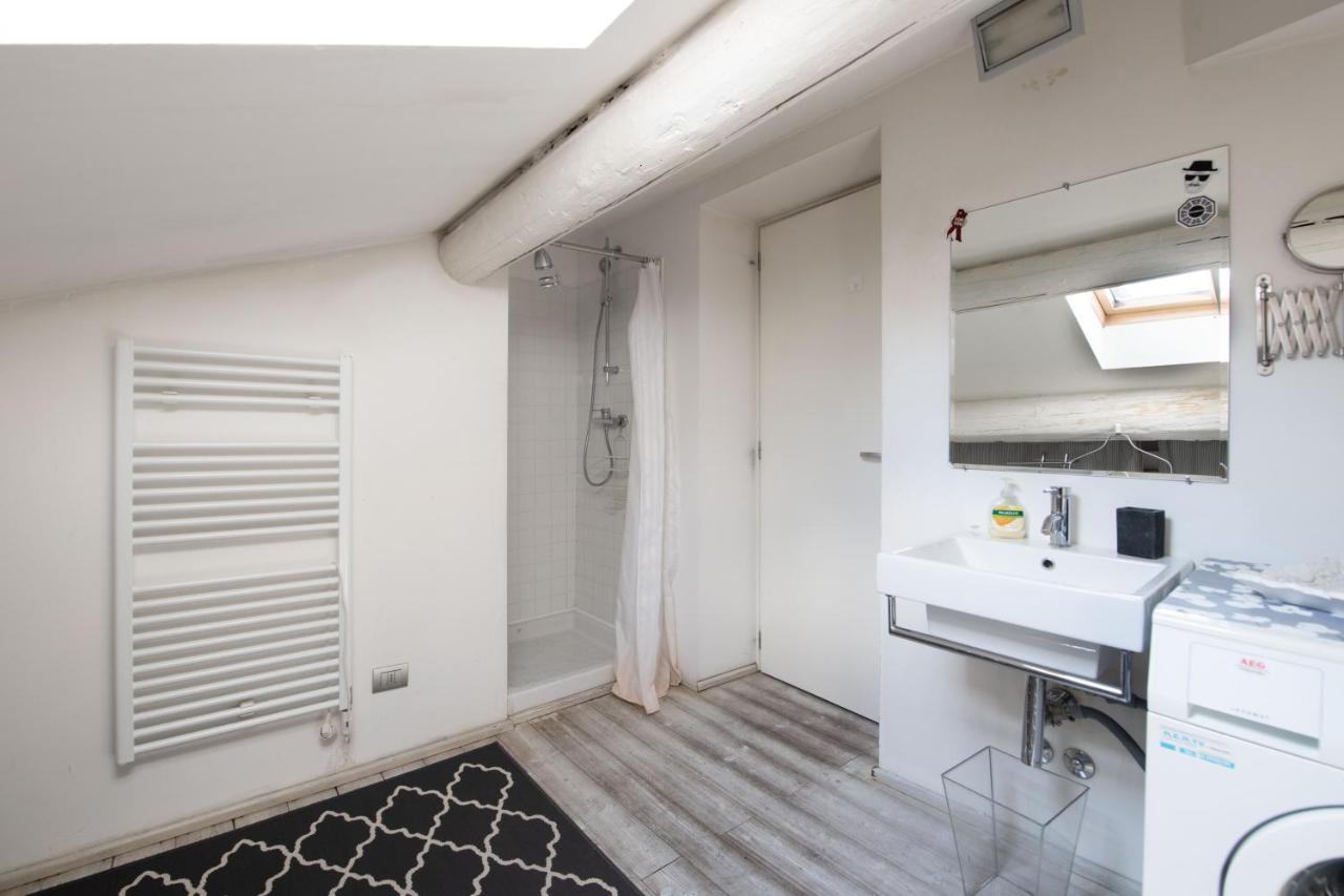 Stunning Top Floor Flat In The Heart Of Βερόνα Εξωτερικό φωτογραφία